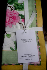 WILLIAMS SONOMA CANTON ROSE NAPKINS SET OF FOUR COTTON TWILL 20″ SQ NEW WITH TAG