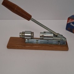 Reed’s Rocket Nut Cracker Traditional Metal Wood Silver Brown Less Than 10 in