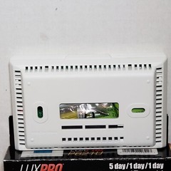 LuxPro P621U Thermostat for Heat & AC and Heat Pumps 2 Stages Heat 1 Stage Cool