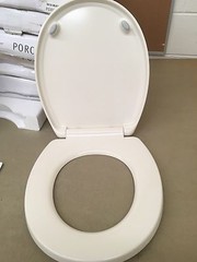 Porcher 71920-00.071 Luxury ROUND FRONT Slow Close Toilet Seat, Biscuit