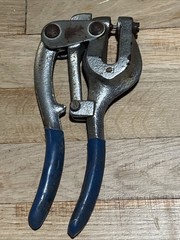 Unbranded Heavy Duty Sheet Metal Hand Power Punch Tool No 5 Jr Body Only 1/8″