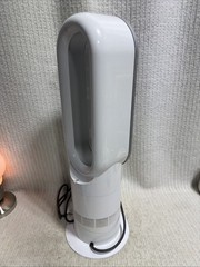 Dyson (AM09) Hot+Cool Jet Focus Fan Heater – White/Silver – No Remote
