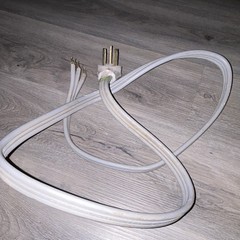 White 3-Wire Power Cord, Plug Type A, No Outlets, 120V 100-200W 2-5A