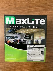 maxlite 15p38wd27fl par 38 wet rated dimmable @120 volts 15 watts 60 hz 2700k