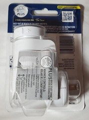2 Glade Plugins PLUS Warmer-Smart Light Technology-Advanced Controls-No Refills