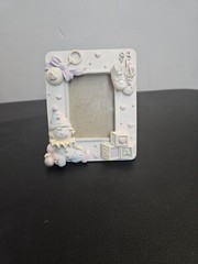 3-D Resin Baby Picture Frame holds 3 3/8″x 2 1/2″ Photo