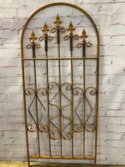49″ x22″ Victoria Rounded Spear Trellis, Metal Climbing Vine, Wrought Iron