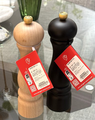PEUGEOT France 22cm Dry Salt & Pepper Mill 2 Piece Set – NWT