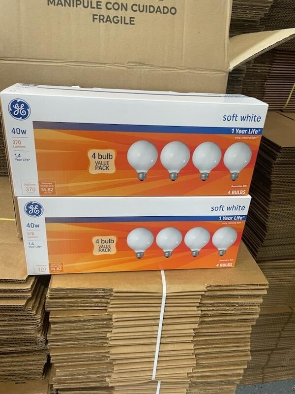 ***LOT OF 8*** GE 40 WATT SOFT WHITE DECORATIVE G25 FROSTED Light Bulbs 40W