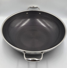 HexClad 14″ WOK with Stainless Steel LID 14-Inch 14 Hybrid Nonstick -Used Good