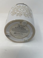 Nature’s Wick Jar Candle, 10oz.