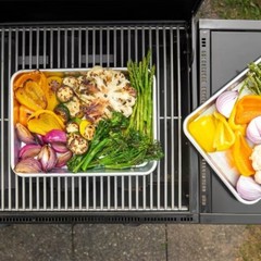 Quarter Sheet Pan: Aluminum, 13″x9.6″, Hand Wash, Oven-Safe