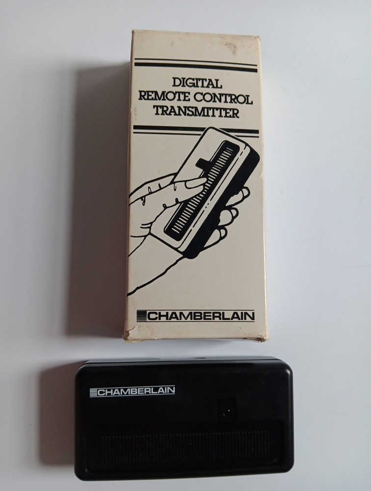 Vintage Chamberlain Model 51 Digital Remote Control Transmitter W/Box UNTESTED