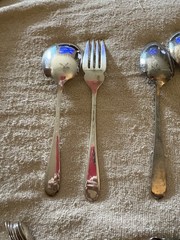 Wm A Rogers 72pc Nickel Silver Japan Flatware Wheat/Feather pattern Nakazato