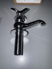 Central Brass 0239-P Single Handle Basin Faucet in Polished Chrome NEW