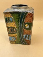 Veoa De Artesa Ecuador Square Vase 7 1/4” Tall Hand painted