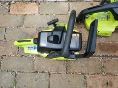 2 Poulan Chainsaws Pair Of Chain Saws Both Run