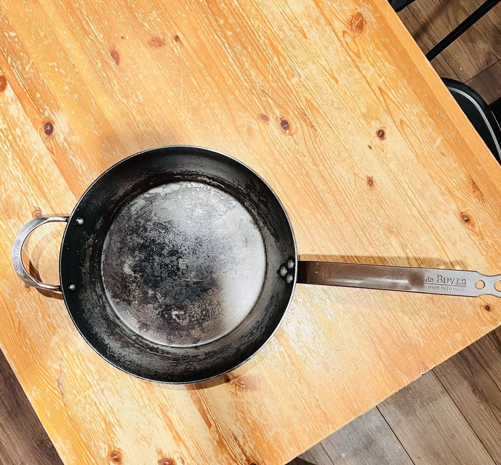 De Buyer Made In France 12.5 × 2.5 Inch Heavy Dudy Carbon Steel Cooking Pan