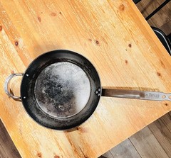 De Buyer Made In France 12.5 × 2.5 Inch Heavy Dudy Carbon Steel Cooking Pan