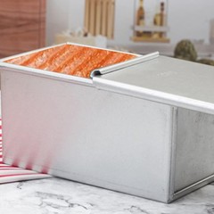 Versatile 10×3.93×4.4in Pullman Loaf Pan with Lid – Durable Non-Stick Bakeware