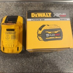NEW DEWALT DCB615 20v/60v Max FLEXVOLT 15 Ah Li-Ion Battery NEW IN BOX