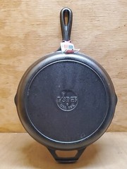Lodge 8SK 10.25 inch Cast Iron Skillet Frying Pan American Made Since 1896 New