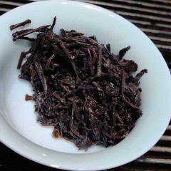 1980s Shenchang Zhan Jin Qian Mark Liu Bao Tea, 800g Basket