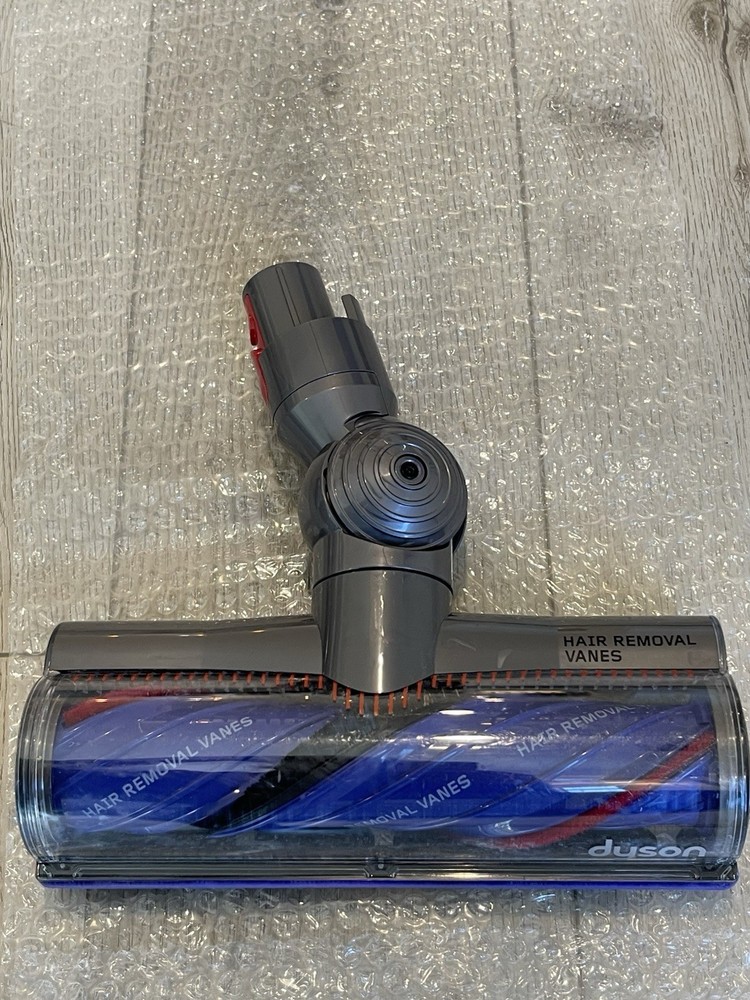 Dyson V7/V8/V10/V11 Motorbar Cleaner Head Hair Removal Vanes Floor Nozzle 388388