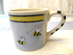 Hartstone Busy Bees Mug – Ex Cond