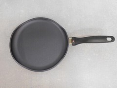 Swiss Diamond Classic Nonstick 10.25 Inch Crepe Pan – NEW