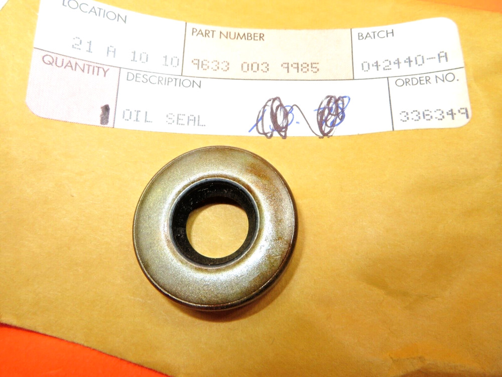 Stihl FS36 FS40 FS44 FC44 Housing Oil Seal, 9633-003-9985 Genuine Stihl