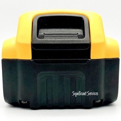 (4) New DeWALT DCB205 20V 20 Volt MAX Lithium Ion 5.0 Ah XR Li-Ion Battery Packs