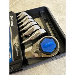 DieHard 8-Piece Reversible Ratcheting Wrench Set SAE, 12, Hand Tools 5/16 – 3/4″