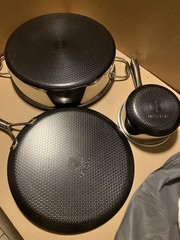 HexClad Hybrid Nonstick Cookware 5 pc Set with Lids Chicken Fryer, Griddle, Pot