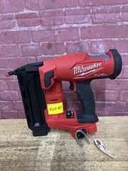 Milwauke 2746-20 M18 FUEL 18 Gauge Brad Nailer -(Tool Only) Used 18GN-18T