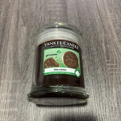 BRAND NEW RARE YANKEE CANDLE GIRL SCOUTS THIN MINTS COOKIE 8 OZ. JAR CANDLE