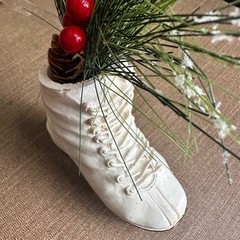 White Ice Skate Ornament Pinecone Berries Christmas Tree Decor Realistic Holiday
