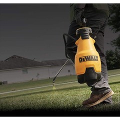DeWalt 190612 2 gal Chemical-Resistant Manual Pump Sprayer New
