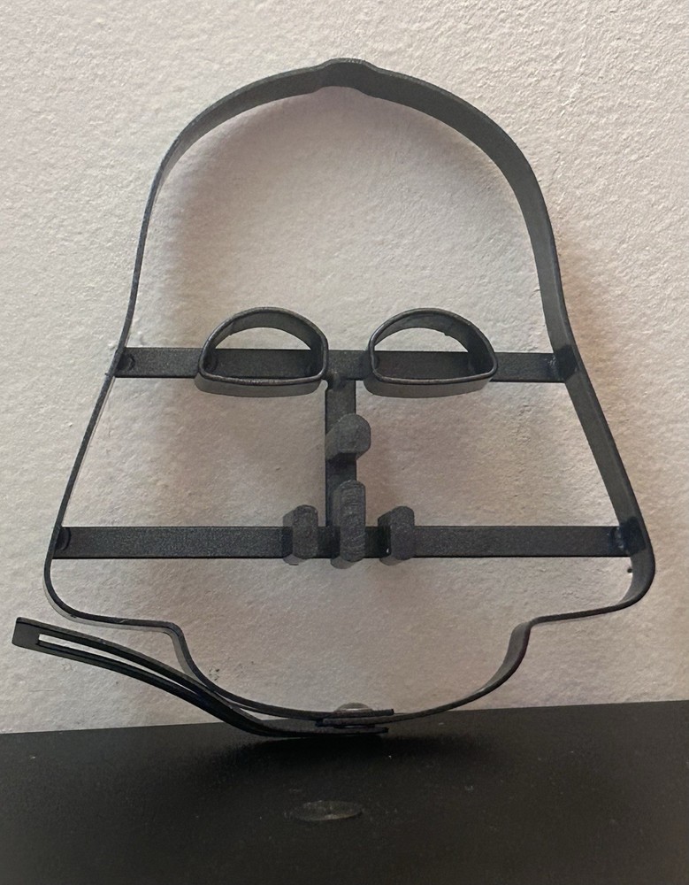 William Sonoma Non-Stick Metal Cookie Cutter Pancake Mold Darth Vader Star Wars
