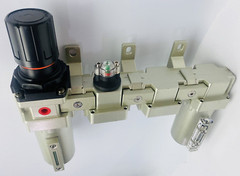 3/4″ NPT Heavy Duty Industrial Grade 4 Stage Filters(Missing 2 Stages) FOR PARTS