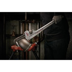 Milwaukee 48-22-7224 24-in. Overbite Jaw Aluminum Pipe Wrench, Dual Coil Springs