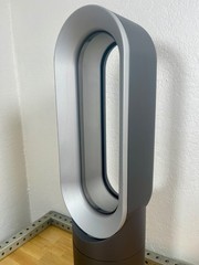 Dyson AM09 Hot+Cool Fan Heater – Black/Iron + Remote