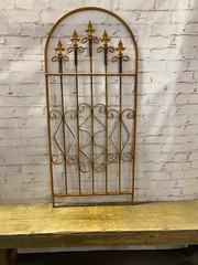 49″ x22″ Victoria Rounded Spear Trellis, Metal Climbing Vine, Wrought Iron