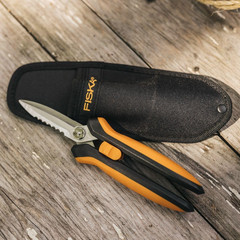 Fiskars Pruning Shears for Gardening, Multipurpose 8″ Garden Shears with Sheath