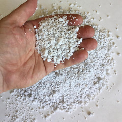 Organic Perlite for Plants, Soil Amendment for Enhanced Drainage and Growth, Ide