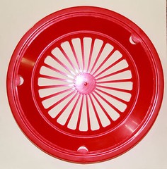 6 GREEN, RED, and BLUE PAPER PLATE HOLDERS, PICNIC, BBQ, PARTIES, & CAMPING