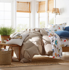 [FLASH SALE] The Company Store LaCrosse Premium Down Light Warmth Comforter