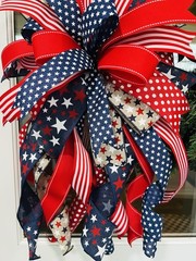 XL Handmade Red White Blue Patriotic 4th Memorial Day Wreath Lantern Bow Decor