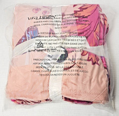 Vera Bradley Plush Wicked Throw Blanket in She’s So Good 50″ x 80″ Sealed New