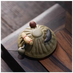 Lotus Water Spraying Purple Sands Tea Pet 8cm Teapot Cover Holder Desktop Decor